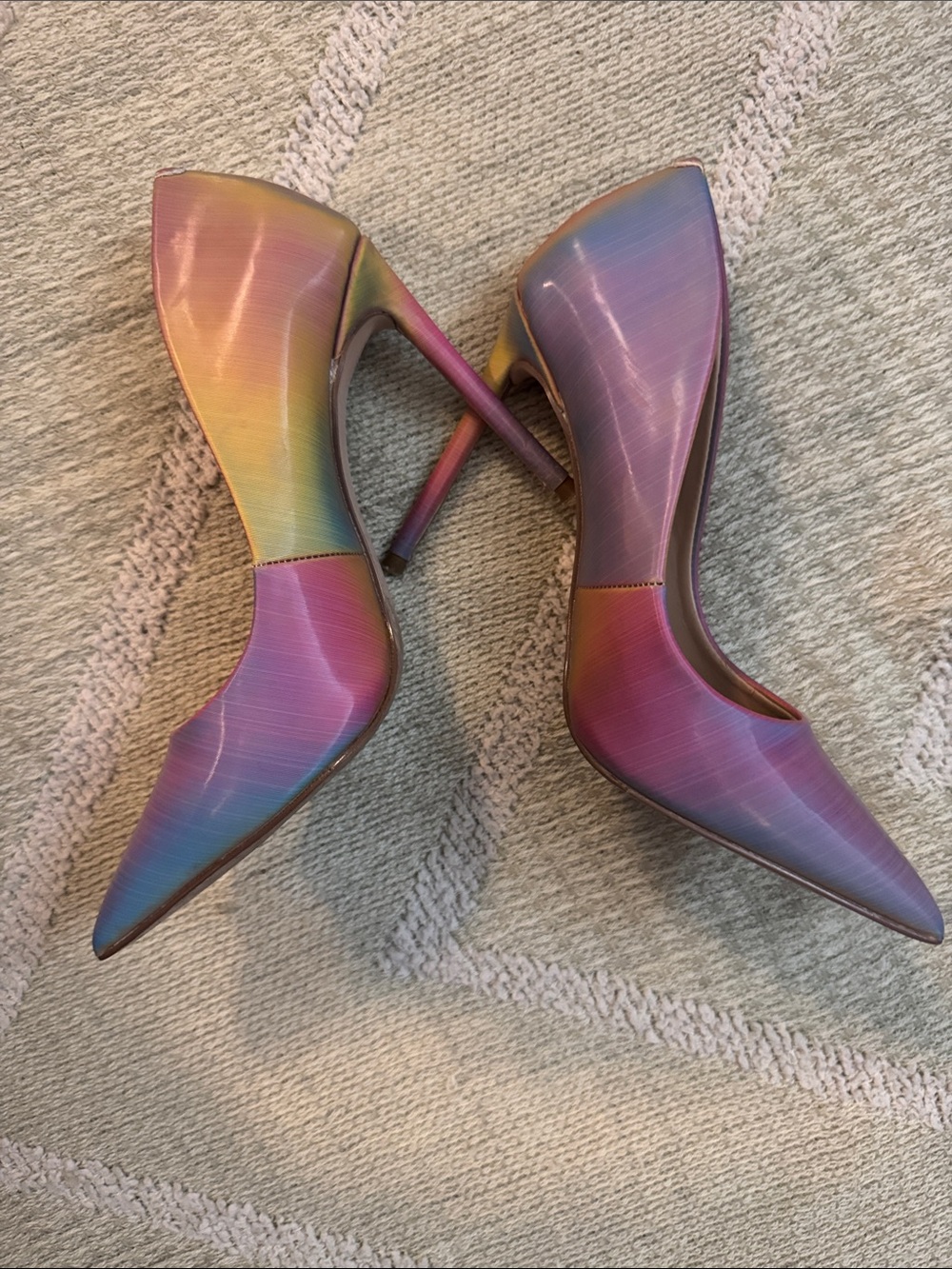 Steve Madden VALA Iridescent Rainbow D’Orsay Stiletto Heels Size 5.5 - Picture 4 of 8